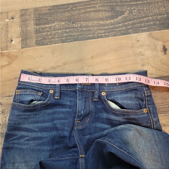 Madewell skinny skinny distressed jeans - Picture 2 of 6